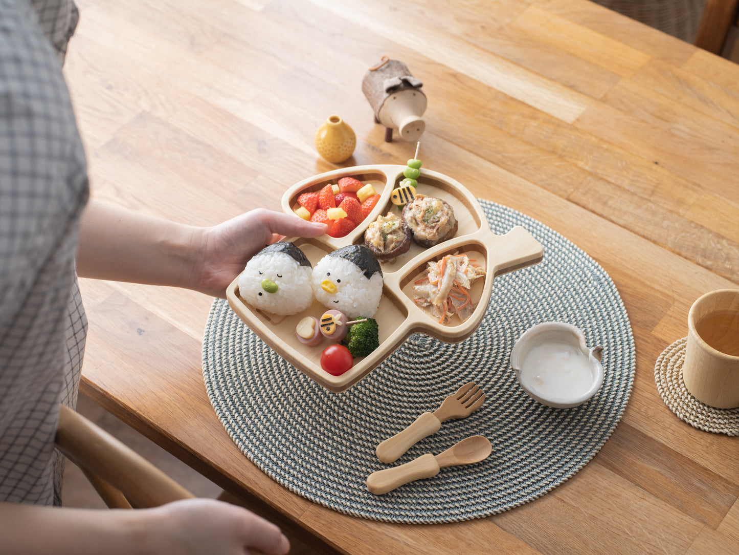 Bamboo Mushroom House Plate Set