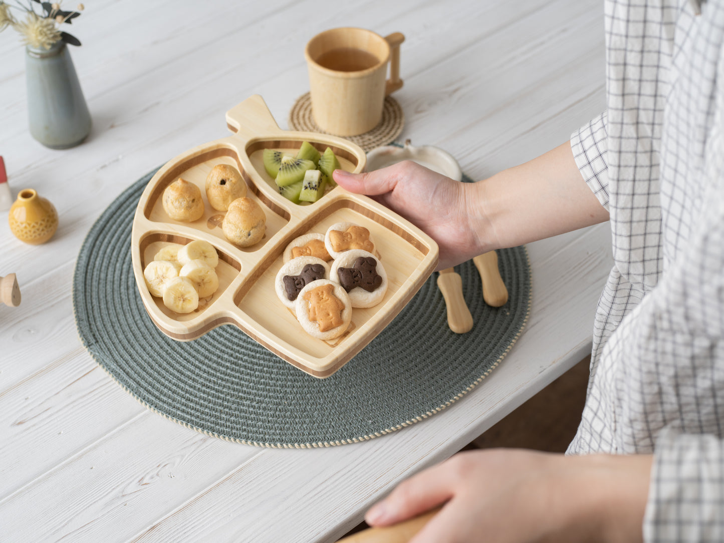 Bamboo Mushroom House Plate Set